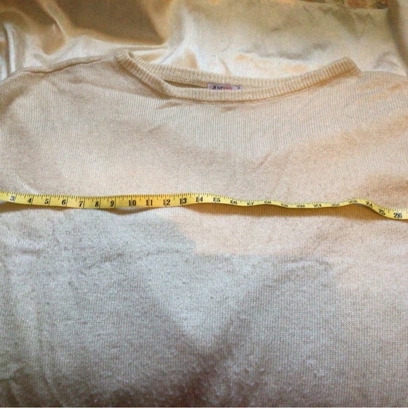 JustFab cream colour sweater. Size 3x. - Picture 3 of 3